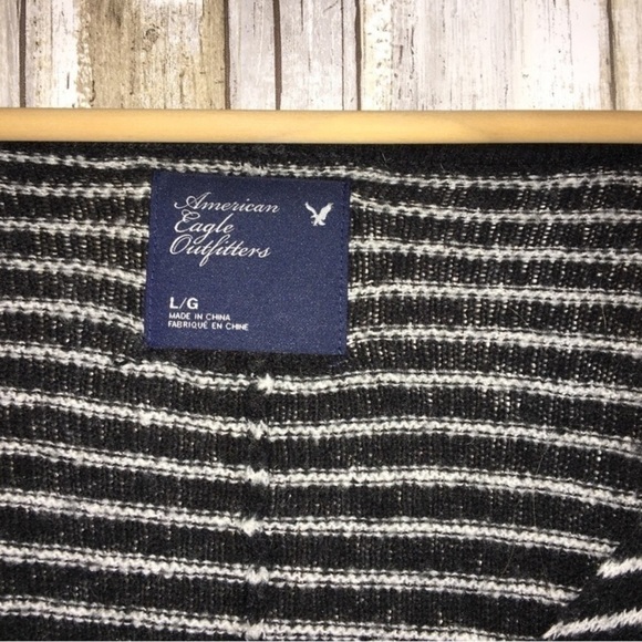 American Eagle Black & White Striped V Neck Sweater - Picture 5 of 5